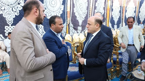 محافظ كفر الشيخ يقدم واجب العزاء فى والدة مدير المتغيرات المكانية محافظ كفر الشيخ يقدم واجب العزاء فى والدة مدير المتغيرات المكانية