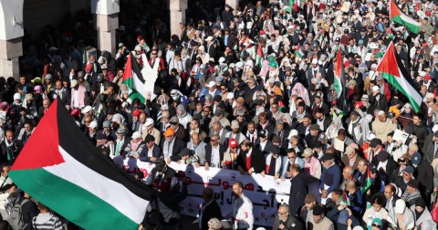 المغرب.. محامون يتظاهرون رفضا للإبادة الإسرائيلية في غزة المغرب.. محامون يتظاهرون رفضا للإبادة الإسرائيلية في غزة