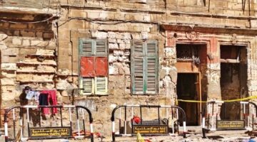 صادر له قرار ترميم منذ 35 عاما.. انهيار سقف داخلي بإحدى العقارات بمنطقة بحري بالإسكندرية