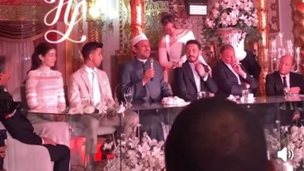 اللقطات الأولى من عقد قران ليلى أحمد زاهر وهشام جمال (صور) اللقطات الأولى من عقد قران ليلى أحمد زاهر وهشام جمال (صور)