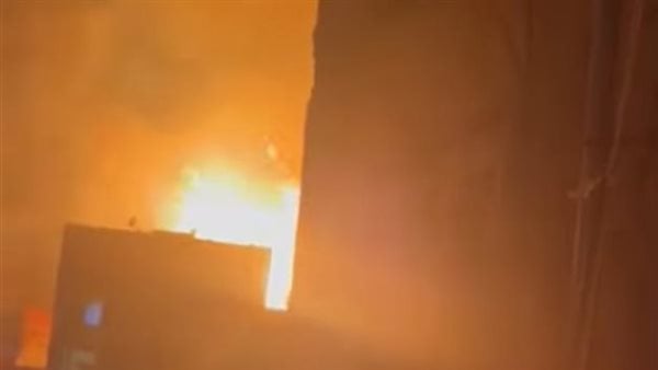 حريق في غية حمام أعلى سطح عقار بطنطا.. والحماية المدنية تتدخل