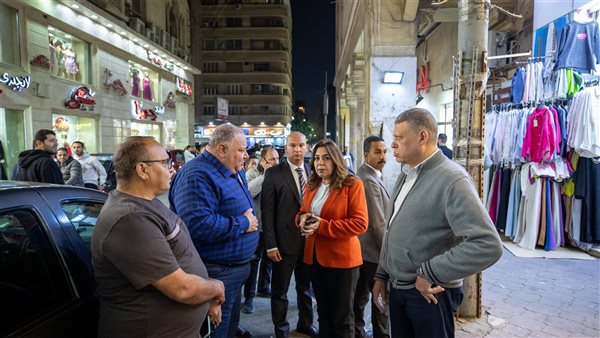 وزيرة التنمية المحلية تقوم بجولة ليلة مفاجئة على عدد من شوارع مصر الجديدة وزيرة التنمية المحلية تقوم بجولة ليلة مفاجئة على عدد من شوارع مصر الجديدة