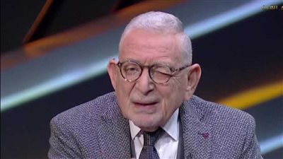 عدلي القيعي: أحمد حسام ميدو كان يريد الانتقال لصفوف الأهلي.. وتصريحاته دائما متناقضة عدلي القيعي: أحمد حسام ميدو كان يريد الانتقال لصفوف الأهلي.. وتصريحاته دائما متناقضة