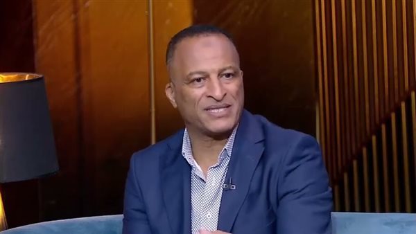 أسامة عرابي: العش الأنسب لحل أزمة الظهير الأيسر وصفقة زيزو ستشعل أسعار اللاعبين أسامة عرابي: العش الأنسب لحل أزمة الظهير الأيسر وصفقة زيزو ستشعل أسعار اللاعبين