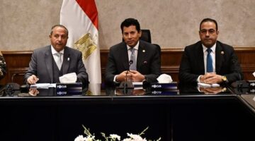 بورسعيد × 24 ساعة | وزير الرياضة يتابع مشروع استاد المصري الجديد.. وغلق محال مخالفة لمواجهة النباشين.. واستمرار حملات الانضباط ورفع الإشغالات| صور