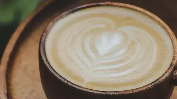 خبراء التغذية يحذرون.. كم كوبًا من القهوة يمكنك شربه يوميًا دون ضرر؟ خبراء التغذية يحذرون.. كم كوبًا من القهوة يمكنك شربه يوميًا دون ضرر؟