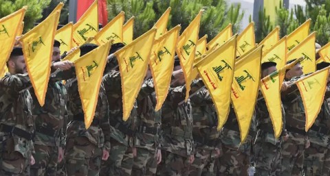 نزح سلاح “حزب الله” في مرحلته الأخيرة.. ضغوط أمريكية هائلة وتنازلات إيران غيرت المعادلة وإسرائيل تنتظر فرصتها الذهبية نزح سلاح “حزب الله” في مرحلته الأخيرة.. ضغوط أمريكية هائلة وتنازلات إيران غيرت المعادلة وإسرائيل تنتظر فرصتها الذهبية