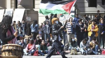 الولايات المتحدة.. اعتقال طالب فلسطيني آخر لتضامنه مع غزة