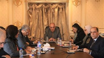 بحضور وزير التموين.. مشروعات النواب تناقش خطة الوزارة في دعم قطاع المشروعات