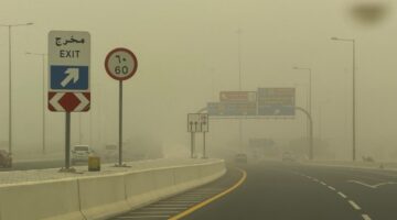 الصحة تقدم 9 نصائح أثناء موجة الغبار وعدم مغادرة هذه الفئات للمنازل