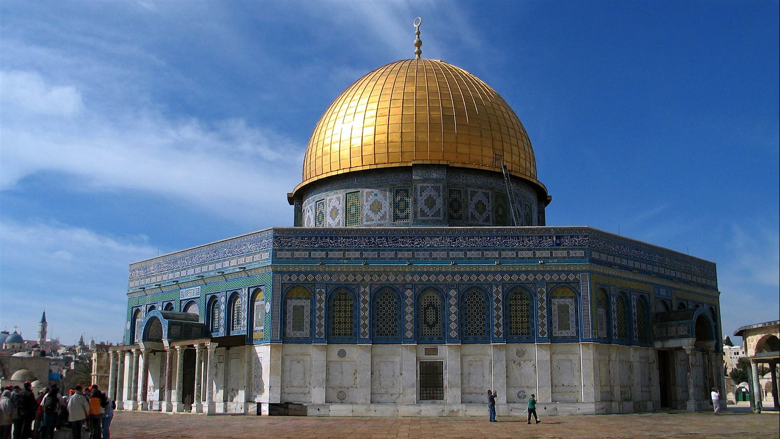 ثالث أيام عيد الفصح.. الأوقاف الإسلامية: أكثر من 750 مستوطنا اقتحموا المسجد الأقصى منذ صباح اليوم ثالث أيام عيد الفصح.. الأوقاف الإسلامية: أكثر من 750 مستوطنا اقتحموا المسجد الأقصى منذ صباح اليوم
