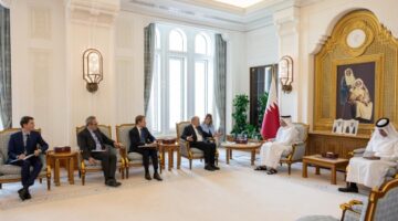 &nbsp;رئيس مجلس الوزراء وزير الخارجية يستقبل مبعوث الرئيس الفرنسي للبنان