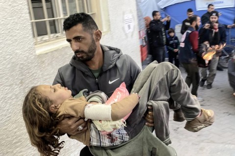 شهداء وإصابات بمجازر إسرائيلية جديدة في مناطق متفرقة بغزة.. “أوتشا”: القطاع يشهد أسوأ وضع إنساني “كارثي” منذ بدء الحرب شهداء وإصابات بمجازر إسرائيلية جديدة في مناطق متفرقة بغزة.. “أوتشا”: القطاع يشهد أسوأ وضع إنساني “كارثي” منذ بدء الحرب