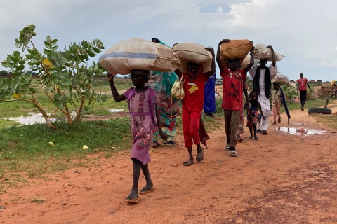 رئيس مفوضية الأمم المتحدة للاجئين يحذر من “عواقب كارثية” لتجاهل الوضع في السودان