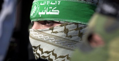 “غموض ومفاجآت” بملف حرب غزة.. “حماس” تتجه إلى رفض المقترح الإسرائيلي الجديد وتضع شروطها ومصر تتحدث عن “تقدم إيجابي” ونتنياهو ينتظر “الفرصة الذهبية”.. تفاصيل العرض الجديد ونقاط الخلاف “غموض ومفاجآت” بملف حرب غزة.. “حماس” تتجه إلى رفض المقترح الإسرائيلي الجديد وتضع شروطها ومصر تتحدث عن “تقدم إيجابي” ونتنياهو ينتظر “الفرصة الذهبية”.. تفاصيل العرض الجديد ونقاط الخلاف