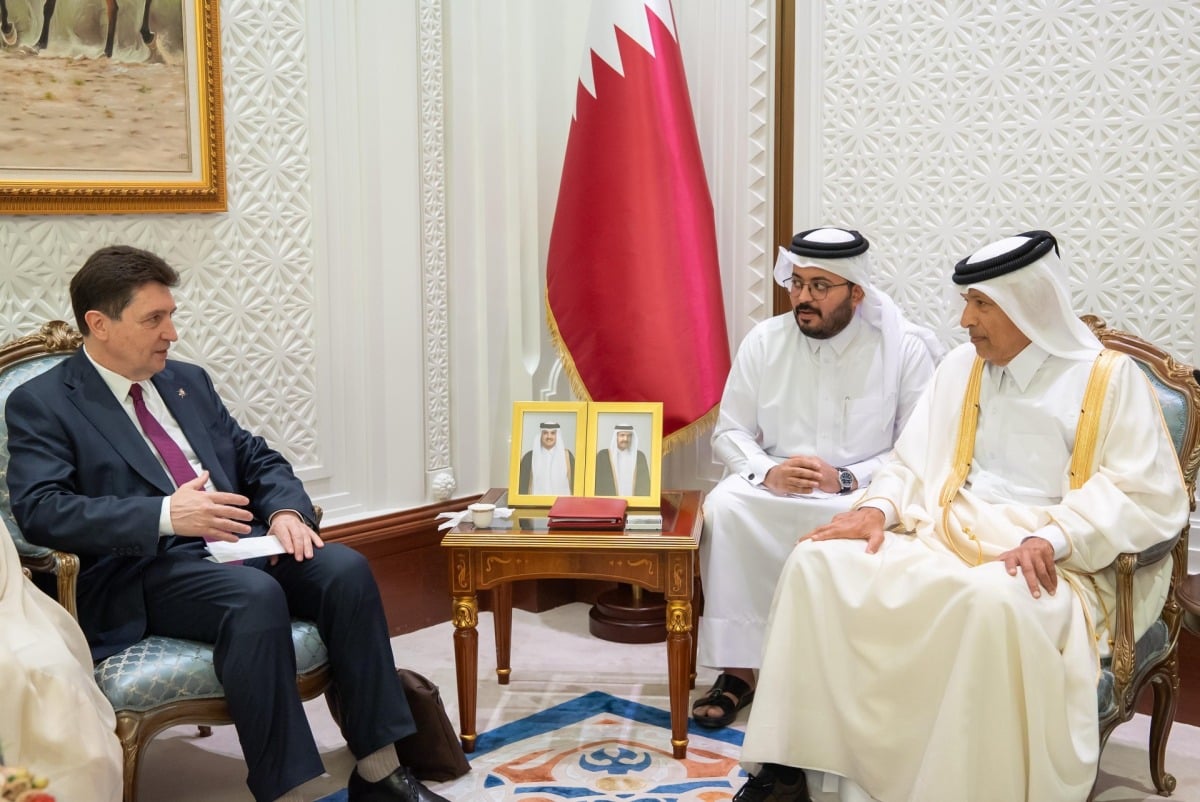 رئيس مجلس الشورى يجتمع مع وفد برلماني فرنسي رئيس مجلس الشورى يجتمع مع وفد برلماني فرنسي