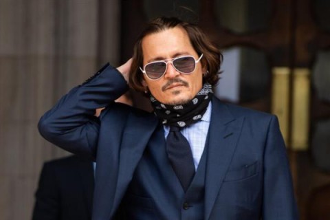 جوني ديب يعود للسينما الأمريكية بفيلم “Day Drinker” إلى جانب بينيلوب كروز ومادلين كلاين جوني ديب يعود للسينما الأمريكية بفيلم “Day Drinker” إلى جانب بينيلوب كروز ومادلين كلاين