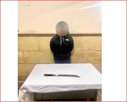 ضبط شيف لأدائه حركات استعراضية مستخدما سلاح أبيض بالإسماعيلية ضبط شيف لأدائه حركات استعراضية مستخدما سلاح أبيض بالإسماعيلية