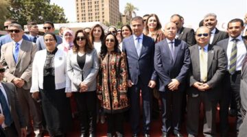 رئيس المجلس القومي للمرأة تشارك فى افتتاح معرض "ديارنا"