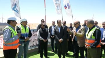 رئيس الوزراء يتابع تنفيذ مشروع “أمونت” بقدرة 500 ميجاوات وبتكلفة 700 مليون دولار