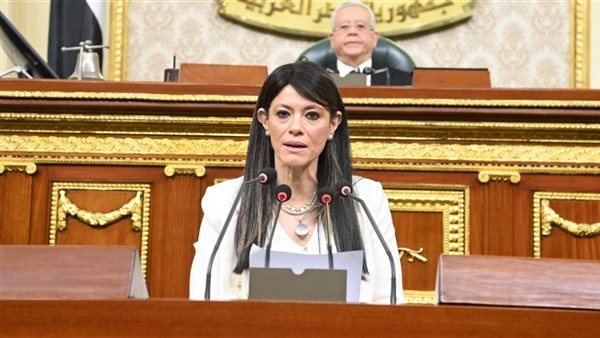 المشاط: 327 مليار جنيه استثمارات عامة موجهة لقطاعات الصحة والتعليم بخطة 25 2026 المشاط: 327 مليار جنيه استثمارات عامة موجهة لقطاعات الصحة والتعليم بخطة 25 2026
