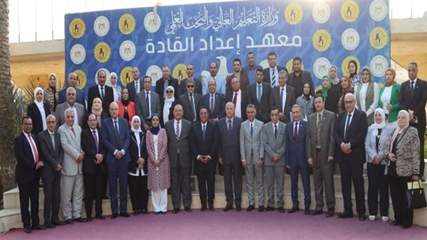 معهد إعداد القادة يقود تطوير الخدمة الاجتماعية معهد إعداد القادة يقود تطوير الخدمة الاجتماعية