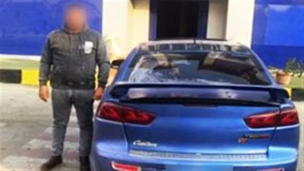 الواقعة من سنة.. القبض شخص لأدائه حركات استعراضية بسيارته وتعريض حياة المواطنين للخطر الواقعة من سنة.. القبض شخص لأدائه حركات استعراضية بسيارته وتعريض حياة المواطنين للخطر