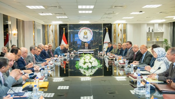 الإنتاج الحربي: شراكات محلية ودولية لنقل أحدث تكنولوجيا التصنيع العسكري والمدني الإنتاج الحربي: شراكات محلية ودولية لنقل أحدث تكنولوجيا التصنيع العسكري والمدني