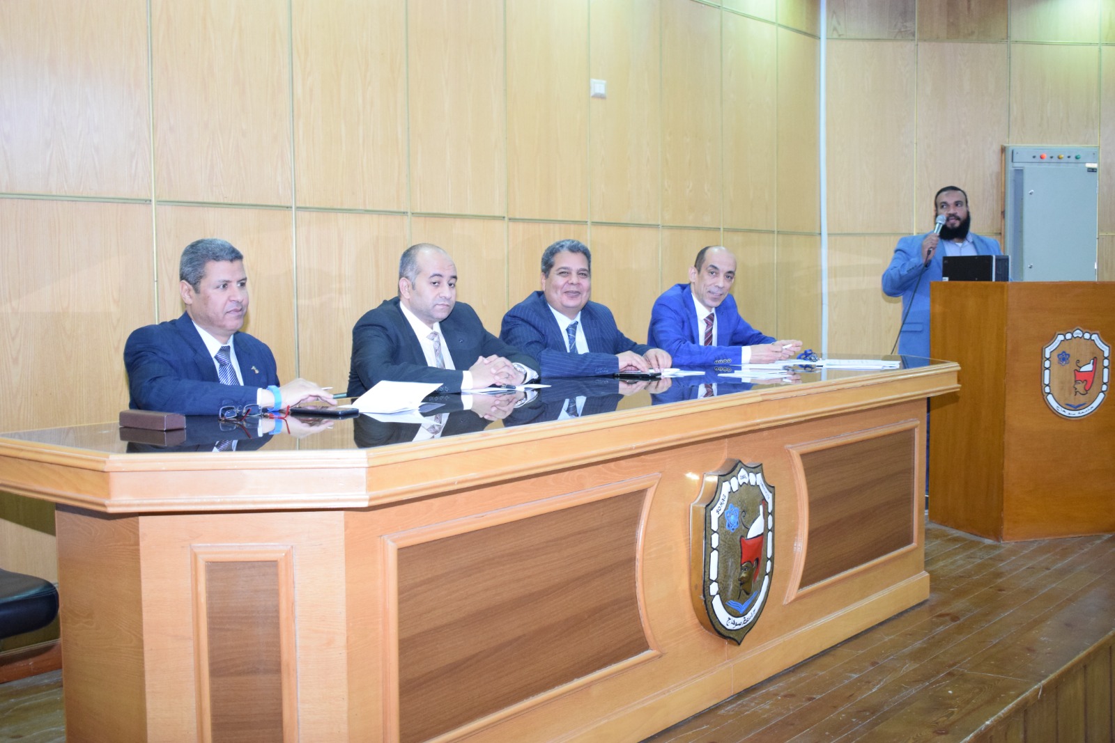 جامعة سوهاج تنظم مؤتمرًا دوليًا حول التحول الأخضر والتكنولوجيا الحديثة