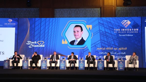 محمد الأتربي: عودة المستثمرين الأجانب لشراء أدوات الدين أدي لتراجع الدولار محمد الأتربي: عودة المستثمرين الأجانب لشراء أدوات الدين أدي لتراجع الدولار