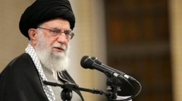 المرشد الأعلى الإيراني يصف مفاوضات مسقط مع واشنطن بـ«الجيدة»