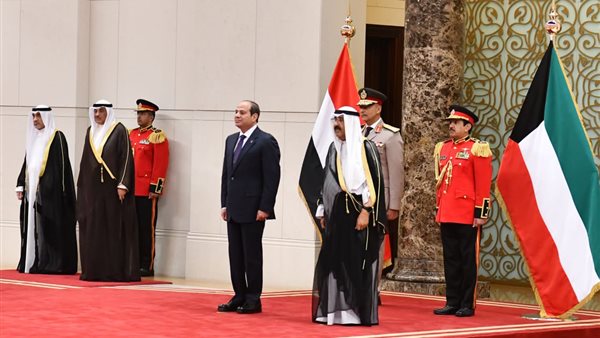 تعزيز التعاون الاقتصادي الأبرز| نشاط الرئيس السيسي في الكويت.. صور تعزيز التعاون الاقتصادي الأبرز| نشاط الرئيس السيسي في الكويت.. صور