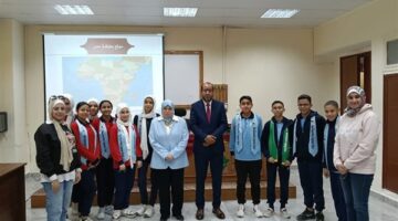“أهمية موقع مصر الجغرافي” ندوة تثقيفية لطلاب المدارس بجامعة القناة