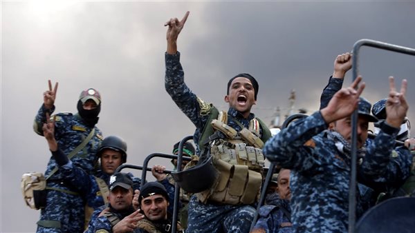العراق يرسل فوجا من قواته الخاصة إلى مصر.. فيديو العراق يرسل فوجا من قواته الخاصة إلى مصر.. فيديو