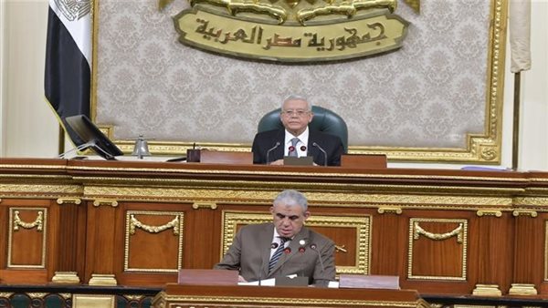 «النواب» يوافق نهائيا على مشروع قانون العمل الجديد «النواب» يوافق نهائيا على مشروع قانون العمل الجديد