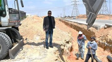 رئيس جهاز تنمية العاشر من رمضان يتفقد أعمال تطوير ورفع كفاءة البنية التحتية بالمنطقة الصناعية