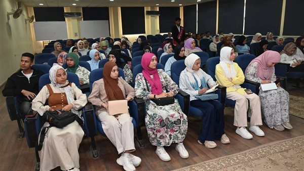 جامعة الفيوم تعقد ندوة بعنوان "المتاحف المحلية والعالمية" بكلية التربية النوعية جامعة الفيوم تعقد ندوة بعنوان "المتاحف المحلية والعالمية" بكلية التربية النوعية