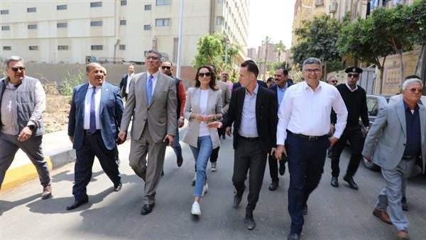 محافظ الجيزة: رصف وتطوير شامل لشارع أوتوسبير بالطالبية محافظ الجيزة: رصف وتطوير شامل لشارع أوتوسبير بالطالبية