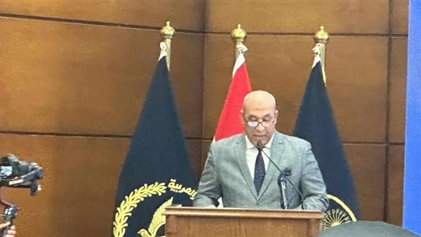 رئيس أكاديمية الشرطة: مصر ليست مجرد بقعة جغرافية على الخريطة ولكنها كيان حضاري متفرد رئيس أكاديمية الشرطة: مصر ليست مجرد بقعة جغرافية على الخريطة ولكنها كيان حضاري متفرد