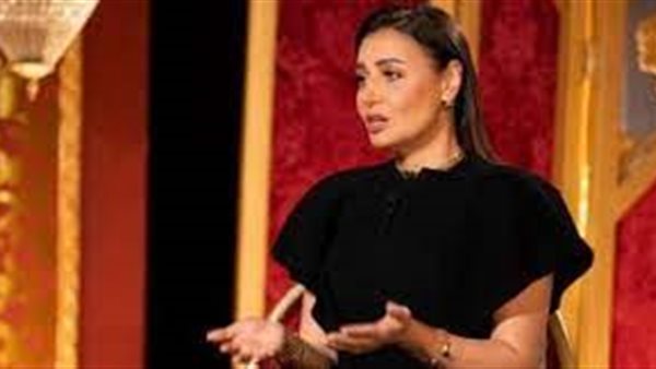 حلا شيحة تعلن ارتداء الحجاب مجددا: "الحمد لله دائمًا" حلا شيحة تعلن ارتداء الحجاب مجددا: "الحمد لله دائمًا"