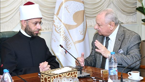 وزير الأوقاف: حريصون على اللقاء الدوري بنواب البرلمان لتقديم خدمات أفضل للمواطنين وزير الأوقاف: حريصون على اللقاء الدوري بنواب البرلمان لتقديم خدمات أفضل للمواطنين