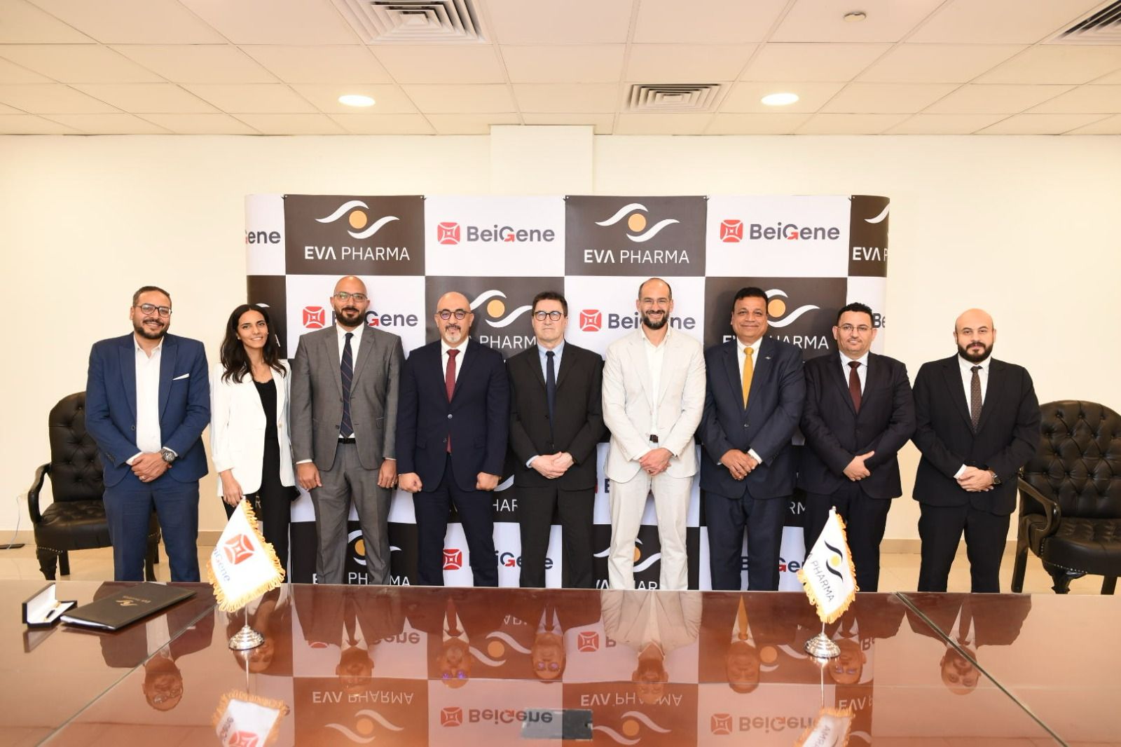 «إيفا فارما» توفر أحدث علاجات الأورام محليًا بالتعاون مع شركة «بيجين إنترناشيونال» «إيفا فارما» توفر أحدث علاجات الأورام محليًا بالتعاون مع شركة «بيجين إنترناشيونال»