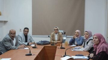نائب محافظ الوادي الجديد تبحث الإجراءات التنفيذية لإنشاء جهاز شبكات المرافق