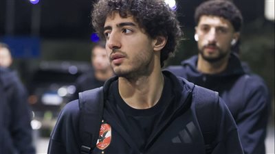 بعثة الأهلي تصل مطار القاهرة استعدادًا للسفر إلى جنوب إفريقيا بعثة الأهلي تصل مطار القاهرة استعدادًا للسفر إلى جنوب إفريقيا
