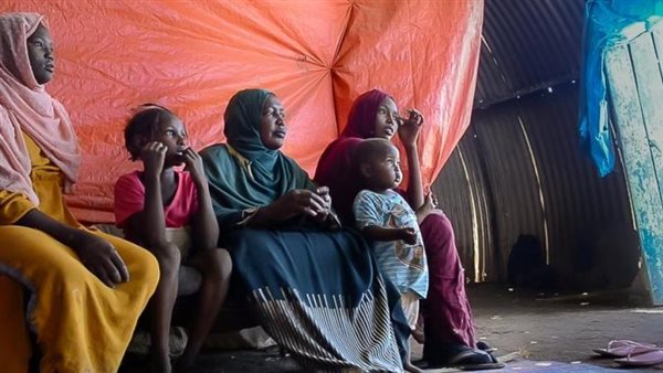 بريطانيا والاتحاد الأوروبي يتعهدان بتقديم مئات الملايين من الدولارات لتخفيف المعاناة بالسودان بريطانيا والاتحاد الأوروبي يتعهدان بتقديم مئات الملايين من الدولارات لتخفيف المعاناة بالسودان