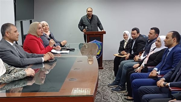 جامعة دمنهور تكرم طلاب التدريب الصيفي بالتعاون مع مصلحة الجمارك جامعة دمنهور تكرم طلاب التدريب الصيفي بالتعاون مع مصلحة الجمارك