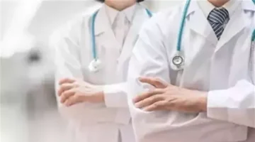 التقديم 3 أيام.. فرص عمل للأطباء في البحرين بمرتبات تصل لـ540 ألف جنيه شهريا