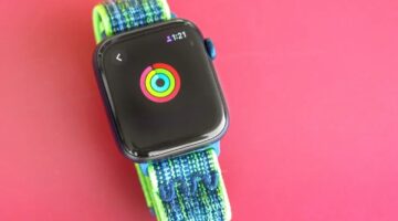 آبل تحتفل بـ10 سنين على إطلاق Apple Watch بدبوس ذهبي محدود.. اعرف إزاي تحصل عليه