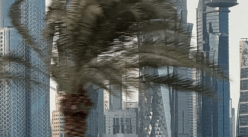 &nbsp;الأرصاد تحذر من رياح قوية ورؤية أفقية متدنية على الساحل وأمواج عالية في البحر نهارا
