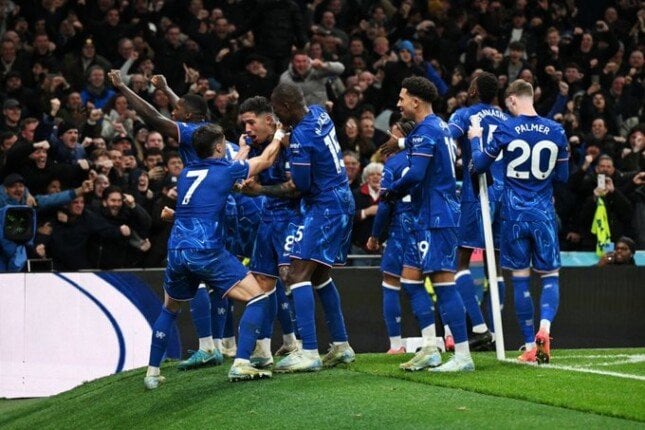 بتواجد تشيلسي وفيورنتينا.. مواجهات ساخنة في دوري المؤتمر الأوروبي بتواجد تشيلسي وفيورنتينا.. مواجهات ساخنة في دوري المؤتمر الأوروبي